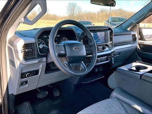 Used 2023 Ford F150 XLT AWD/4WD image 18