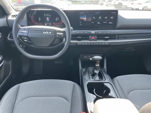 Used 2025 Kia K4 FWD image 13