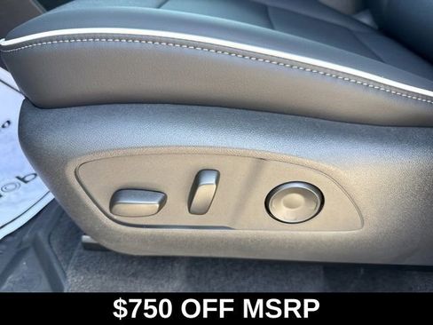 New 2026 Buick Enclave Preferred w/ Power Package image 29