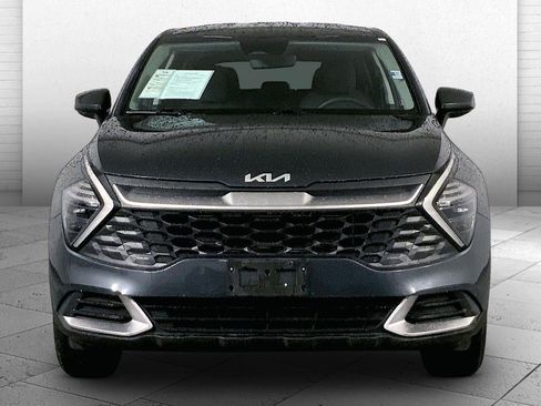 Used 2025 Kia Sportage LX AWD/4WD image 2