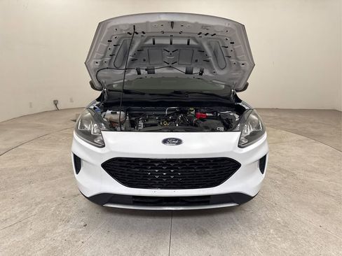 Used 2022 Ford Escape SE FWD image 13