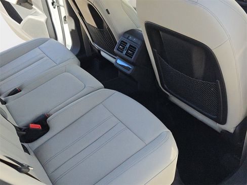New 2025 Audi Q5 Premium image 11