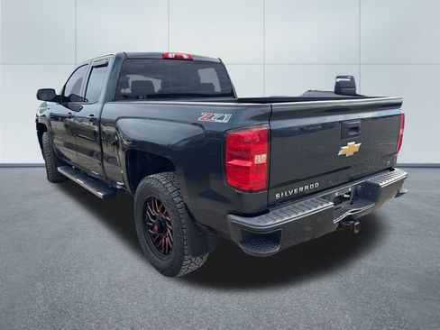 Used 2017 Chevrolet Silverado 1500 LT w/ All Star Edition AWD/4WD image 2