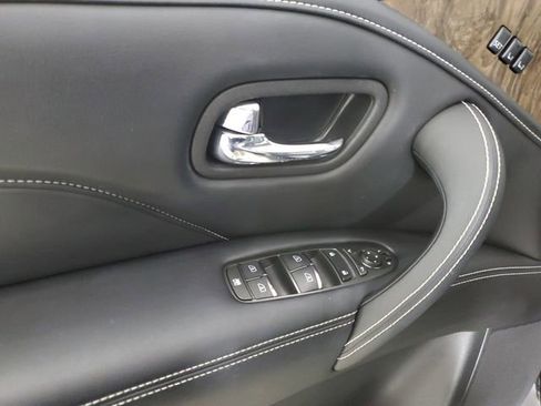 Used 2023 INFINITI QX80 Premium Select w/ Cargo Package image 19