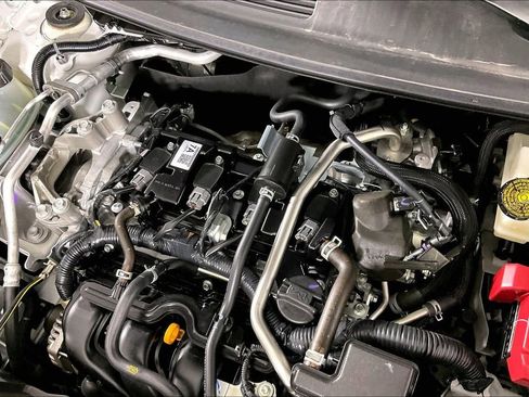 Certified 2025 Nissan Kicks SV image 41