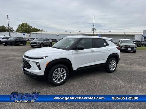 New 2026 Chevrolet TrailBlazer LS w/ LS Convenience Package FWD image 1