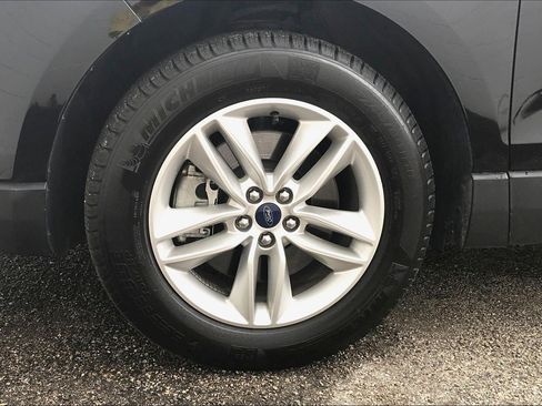 Used 2016 Ford Edge SEL w/ Equipment Group 201A AWD/4WD image 10
