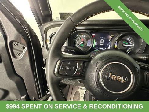 Used 2024 Jeep Wrangler Unlimited w/ Convenience Group AWD/4WD image 24