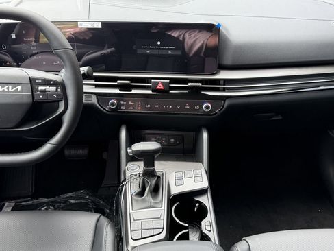 New 2026 Kia Sportage SX image 17