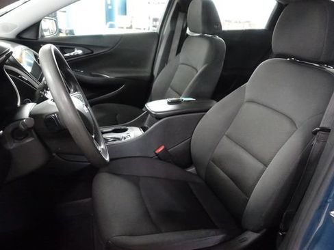 Used 2024 Chevrolet Malibu LT FWD image 11