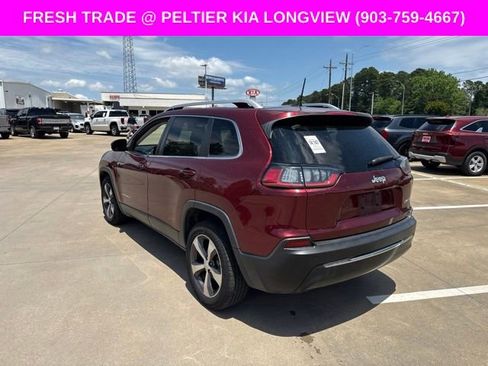 Used 2019 Jeep Cherokee Limited FWD image 5