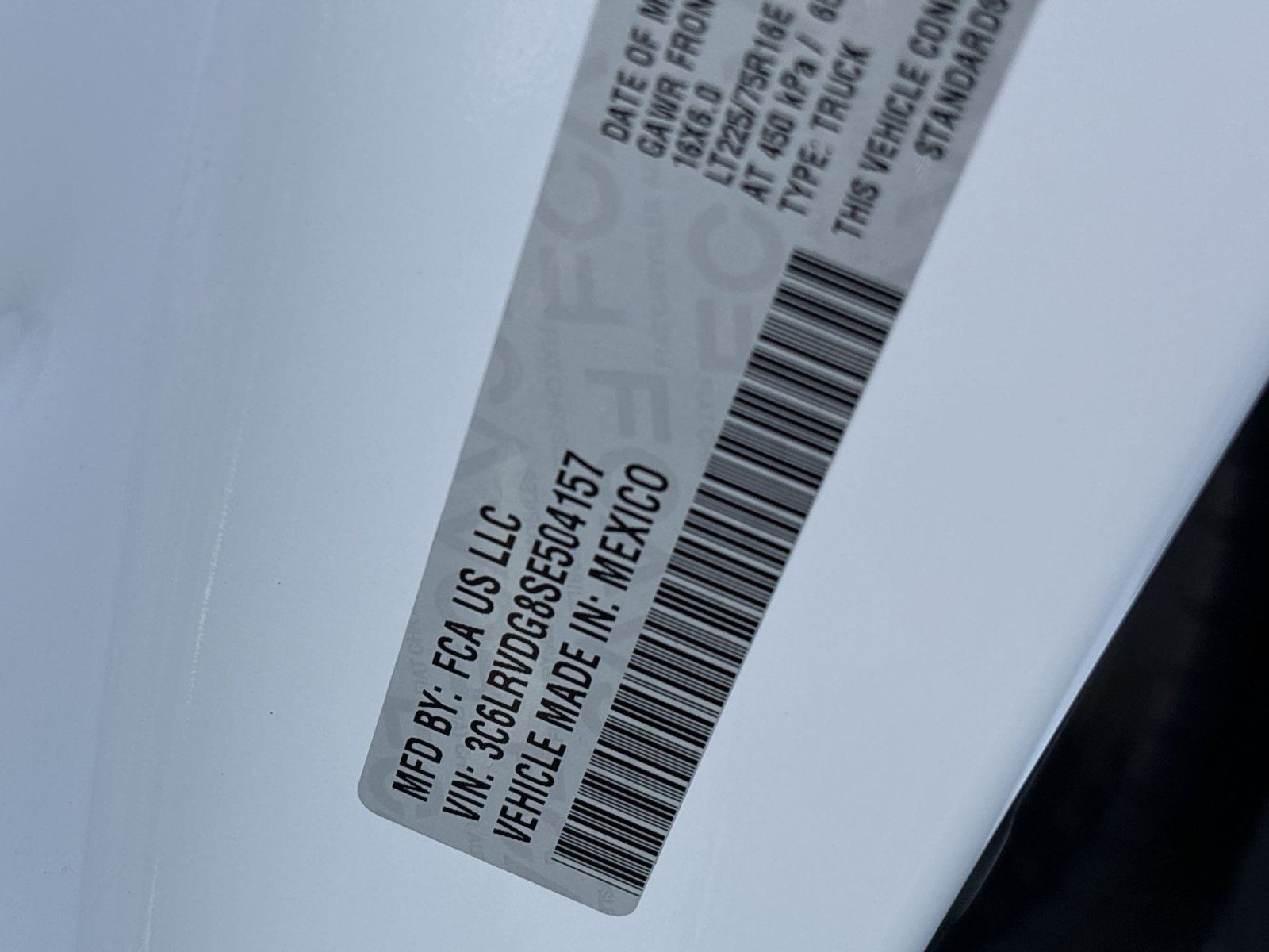 Used 2025 RAM ProMaster 2500 w/ Convenience Group FWD image 26