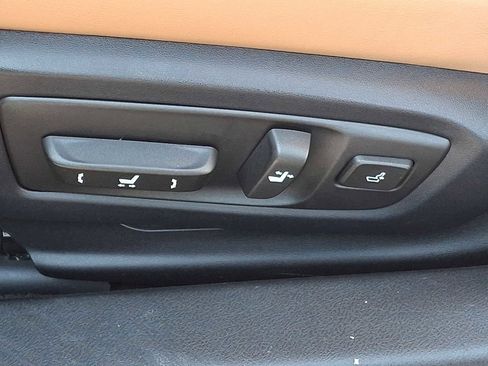 Used 2016 Lexus GS 350 AWD image 12