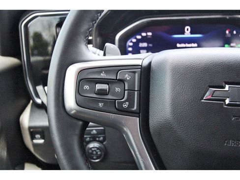 Used 2024 Chevrolet Silverado 1500 LT Trail Boss w/ Convenience Package II AWD/4WD image 23