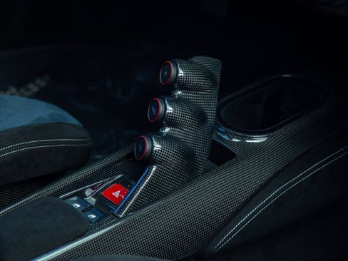 Certified 2020 Ferrari 488 Pista image 13