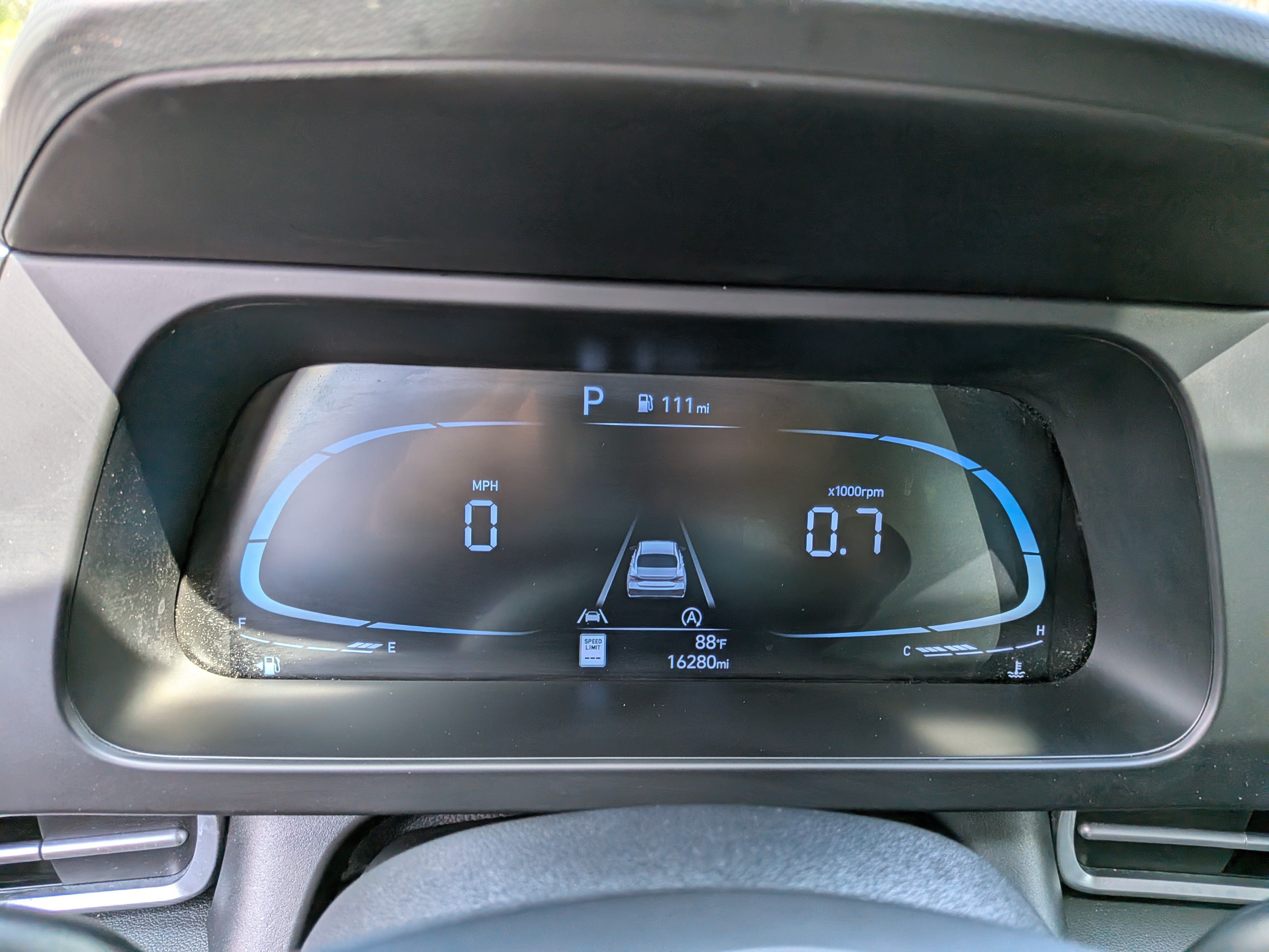 Used 2024 Hyundai Elantra SE FWD image 26