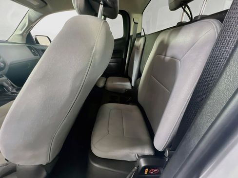 Used 2019 Chevrolet Colorado W/T w/ Custom Special Edition AWD/4WD image 22