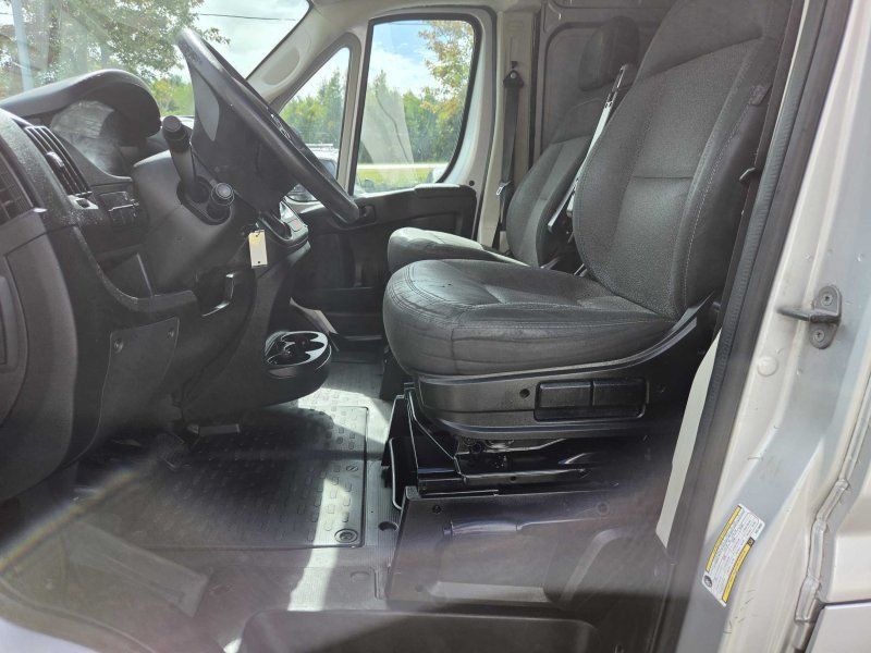 Used 2019 RAM ProMaster 2500 w/ Interior Convenience Group FWD image 15