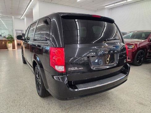 Used 2019 Dodge Grand Caravan GT FWD image 7