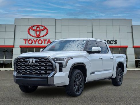 Used 2025 Toyota Tundra Platinum AWD/4WD image 1