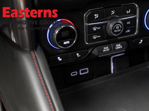 Used 2024 Chevrolet Suburban RST image 21