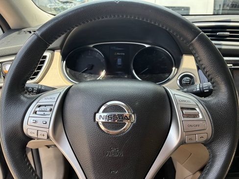 Used 2016 Nissan Rogue SL w/ SL Premium Package AWD/4WD image 7