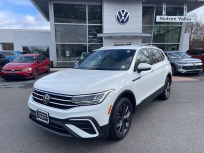 Certified 2022 Volkswagen Tiguan SE