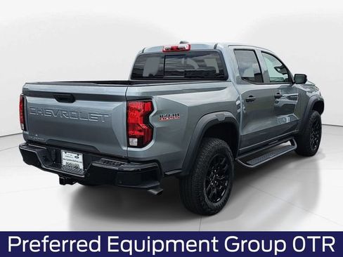 Used 2023 Chevrolet Colorado Trail Boss w/ Technology Package AWD/4WD image 4