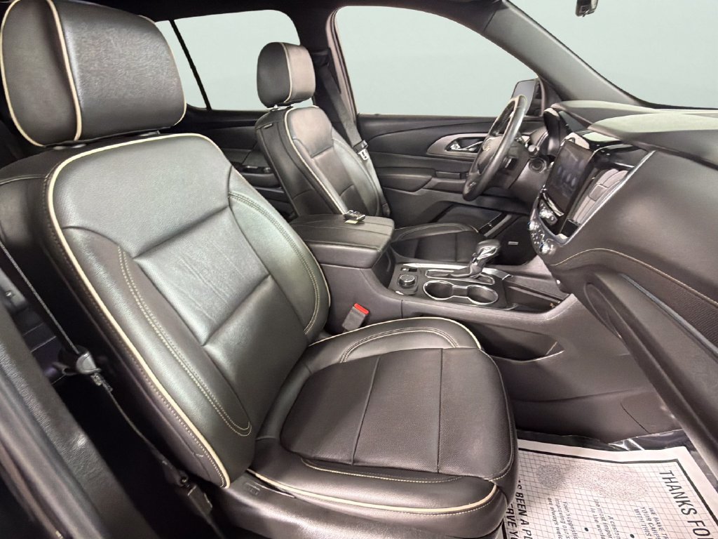Certified 2023 Chevrolet Traverse Premier FWD image 37
