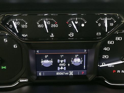 Used 2022 GMC Sierra 1500 Elevation image 44