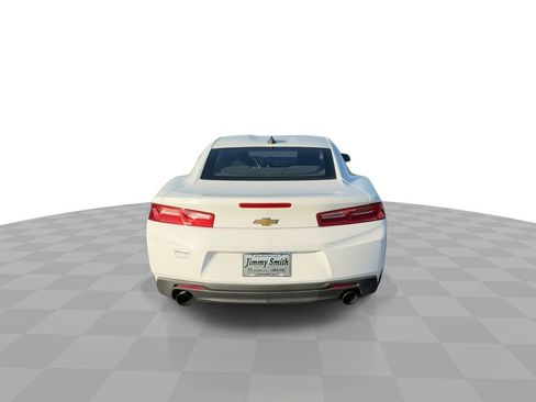 Certified 2018 Chevrolet Camaro LT w/ Technology Package image 7