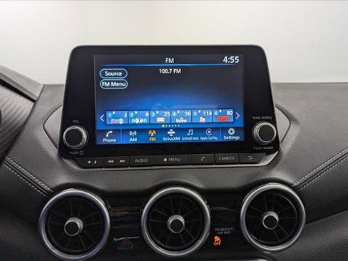 Used 2025 Nissan Sentra SV image 29