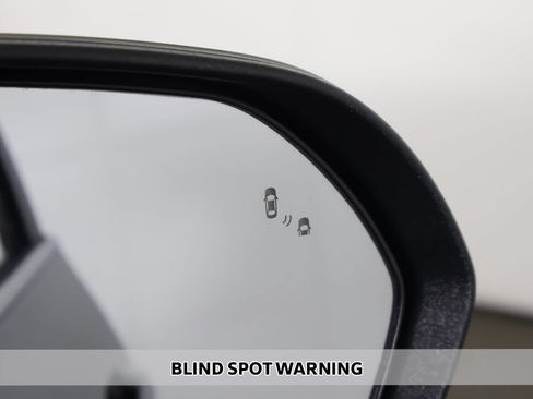 Used 2024 Kia Seltos EX AWD/4WD image 6