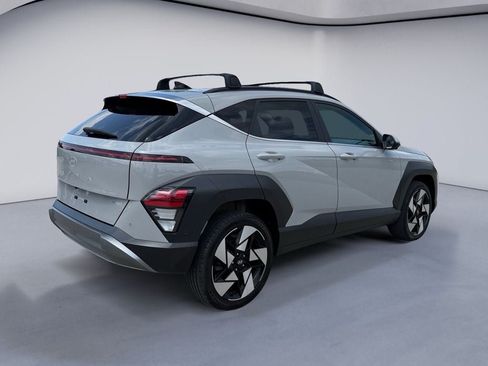 Used 2024 Hyundai Kona Limited AWD/4WD image 5