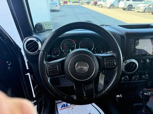 Used 2013 Jeep Wrangler Sahara w/ Connectivity Group AWD/4WD image 22