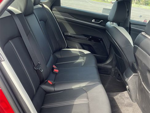 Used 2025 Kia K5 GT-Line image 9