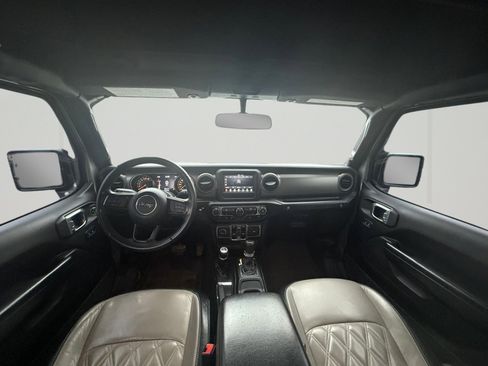 Used 2019 Jeep Wrangler Unlimited Sport S image 4