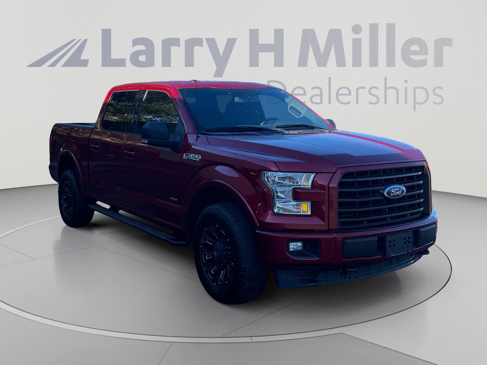 Used 2017 Ford F150 XLT w/ Equipment Group 302A Luxury AWD/4WD image 7