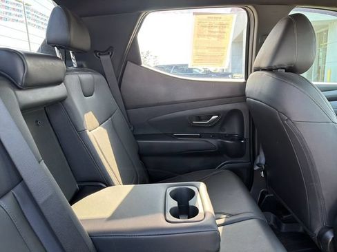 Used 2025 Hyundai Santa Cruz SEL AWD/4WD image 31
