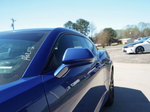 Used 2019 Chevrolet Camaro LT image 16