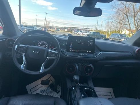 Used 2023 Chevrolet Blazer RS w/ LPO, Floor Liner Package FWD image 6