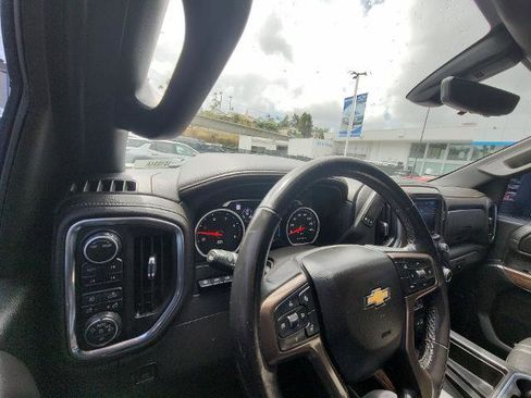 Used 2022 Chevrolet Silverado 2500 High Country w/ Z71 Off-Road Package image 10