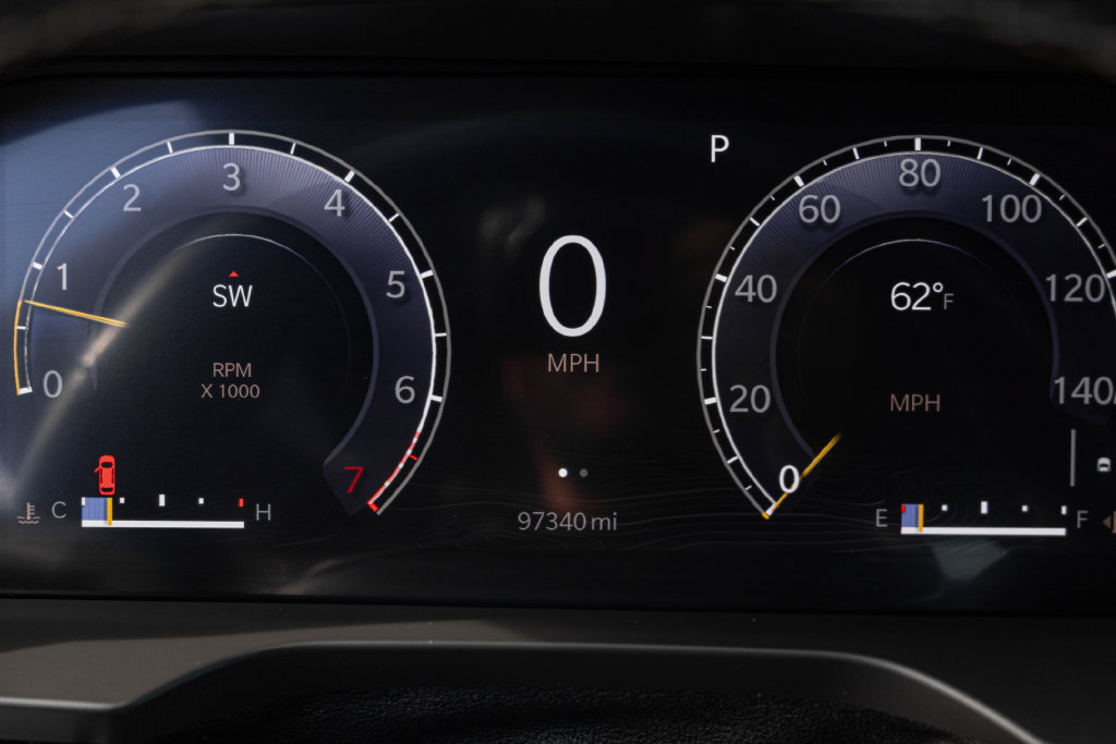 Used 2021 Jeep Grand Cherokee L Laredo AWD/4WD image 24