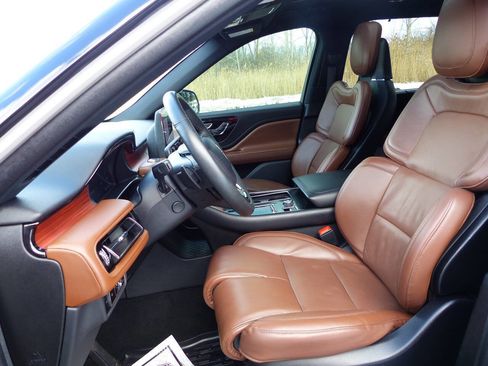 Used 2024 Lincoln Aviator Reserve w/ Equipment Group 201A image 26