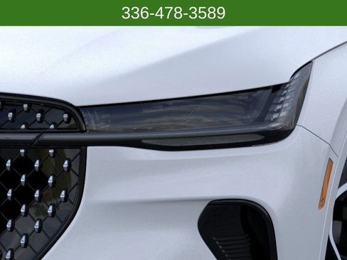 New 2026 Lincoln Nautilus Reserve image 18