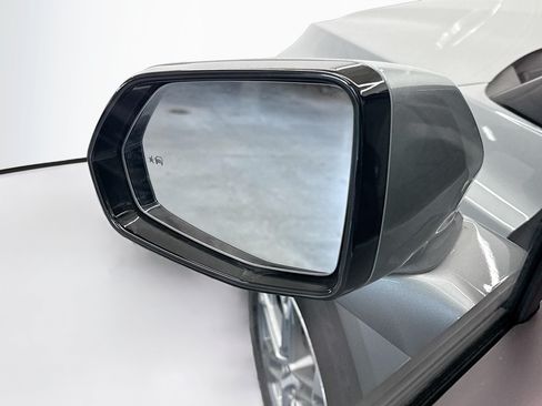 Used 2026 Chevrolet Blazer LT FWD image 16