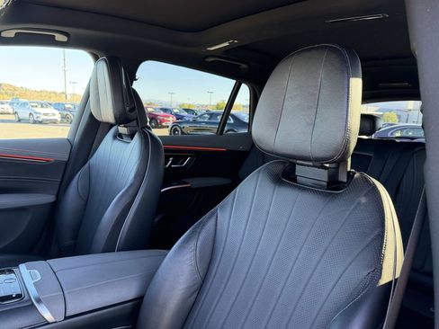 Used 2023 Mercedes-Benz EQS 580 4MATIC SUV image 20