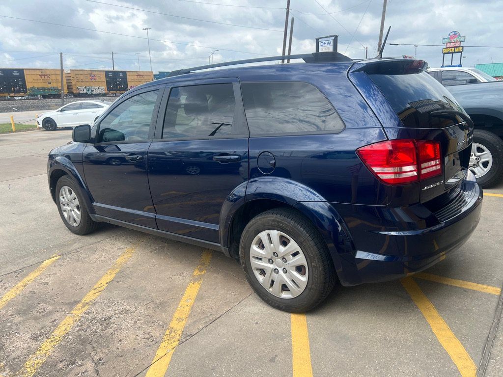 Used 2019 Dodge Journey SE FWD image 5