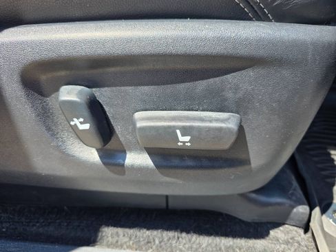 Used 2019 Toyota 4Runner Limited AWD/4WD image 37