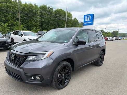 Used 2021 Honda Passport Sport image 2